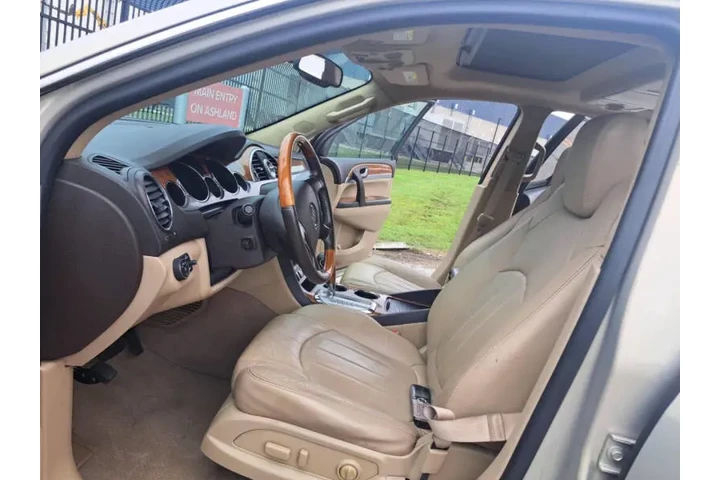 $7499 : 2011 Enclave CX image 9