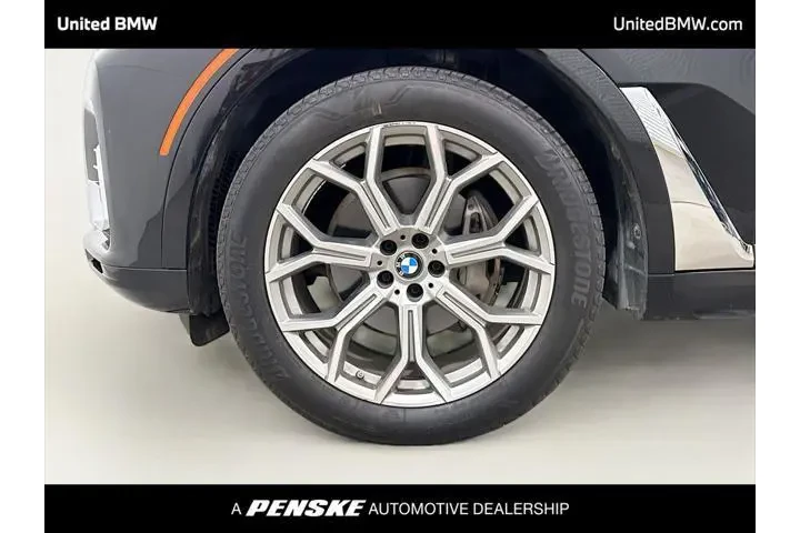 $29460 : BMW X7 2019 AWD xDrive40i 4d image 2