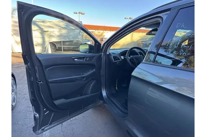 $21018 : Ford Edge 2022 AWD SE 4dr Cr image 7