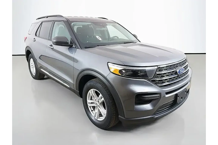 $24349 : Ford Explorer 2022 AWD XLT 4 image 2