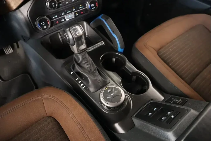 $38966 : Ford Bronco 2023 4x4 Outer B image 9