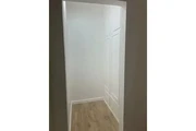 GLENDALE APARTMENT