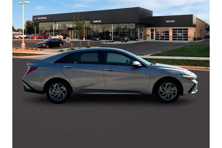 $21490 : Hyundai ELANTRA 2024 SEL 4dr image 9