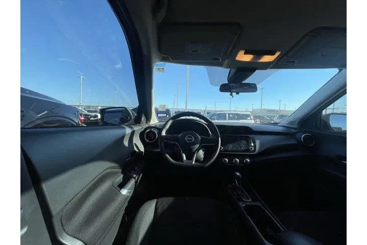 $18159 : Nissan Kicks 2023 SV 4dr Cro image 5