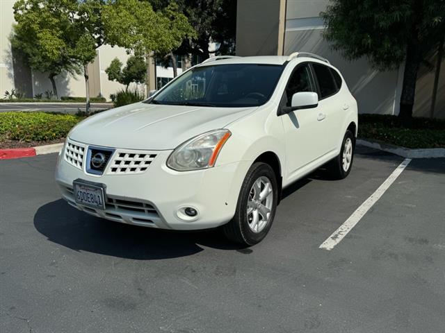 2008 Rogue FWD 4dr SL image 2