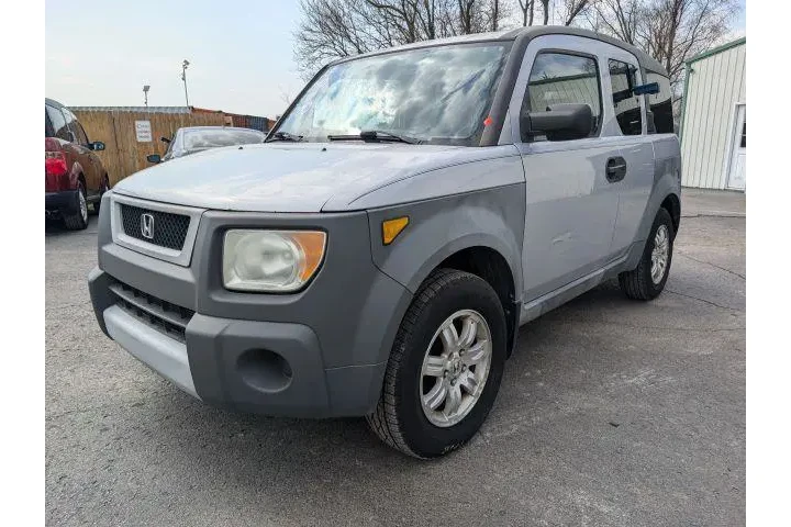 $5700 : Honda Element 2003 DX 4dr SU image 4
