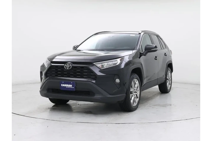 $27998 : Toyota RAV4 2021 AWD XLE Pre image 4