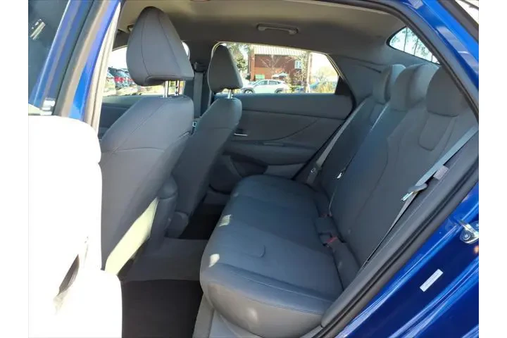 $23565 : Hyundai ELANTRA 2025 SE 4dr image 8