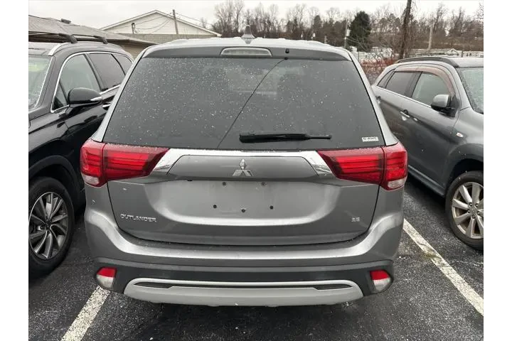 $15998 : Mitsubishi Outlander 2020 AW image 4