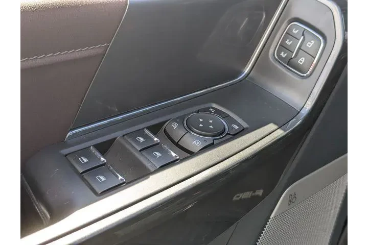 $38622 : Ford F-150 2022 4x4 Lariat 4 image 10