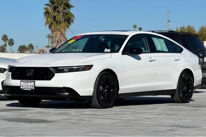 $27773 : Honda Accord 2025 SE 4dr Sed image 7