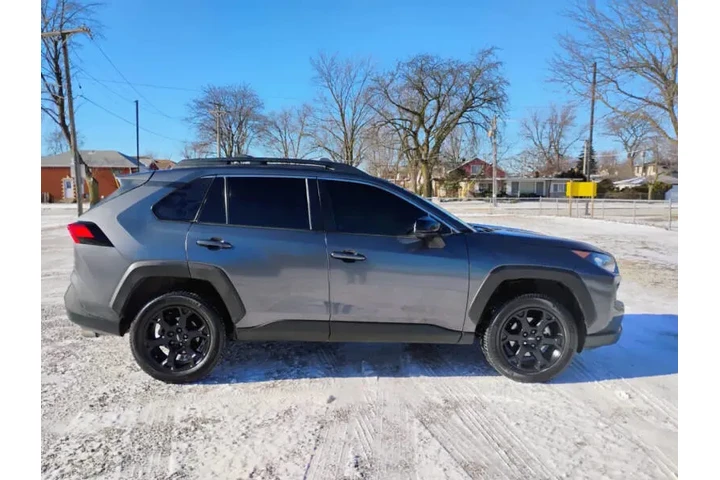 $22995 : 2020 RAV4 Adventure image 10
