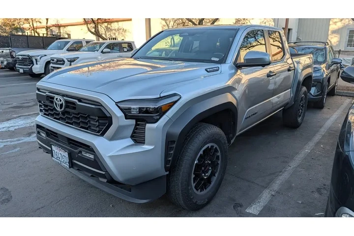 $44990 : 2025 Tacoma Hybrid TRD Off Ro image 9