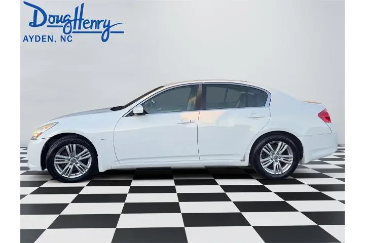 $7399 : INFINITI Q40 2015 4dr Sedan image 2