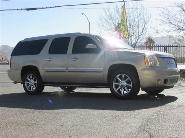 $11995 : 2008 GMC Yukon XL Denali image 2