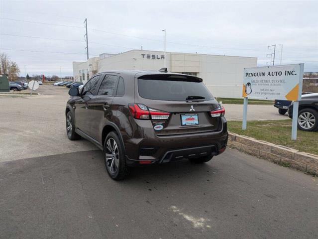 $11900 : 2020 Outlander Sport ES image 4