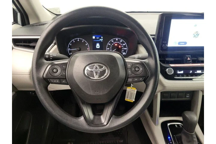 $24998 : Toyota Corolla Cross 2025 L image 10