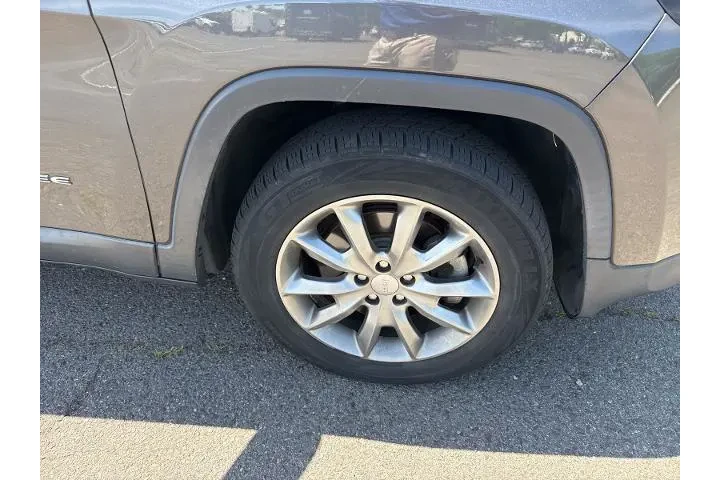 $15995 : Jeep Cherokee 2018 4x4 Limit image 4