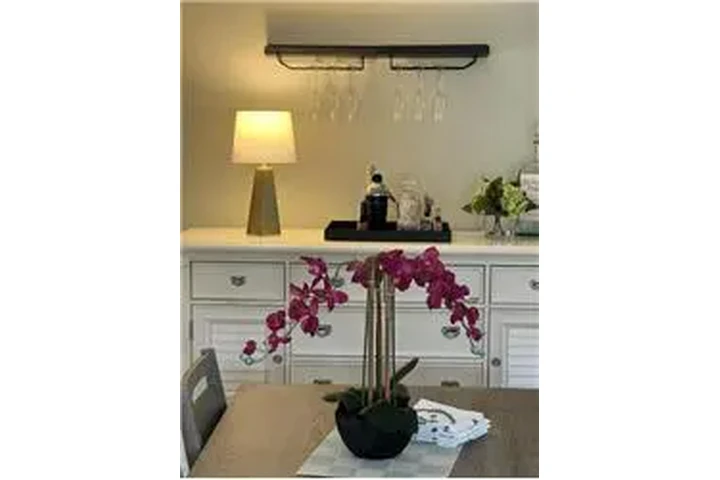 $2000 : Rental property with 2 bedro image 4