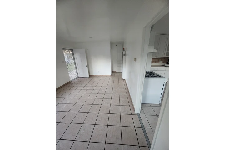 $2100 : Rento casita image 5