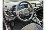 $23990 : Kia Seltos 2024 AWD S 4dr SU thumbnail