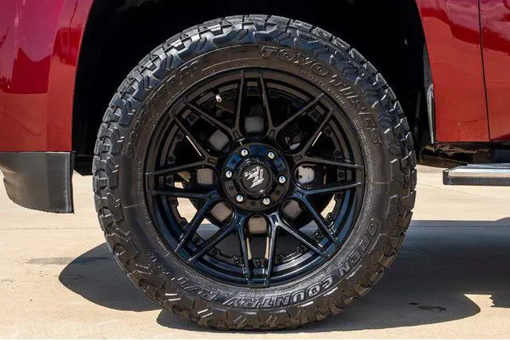 $26237 : GMC Yukon XL 2019 4x2 SLT 4d image 8