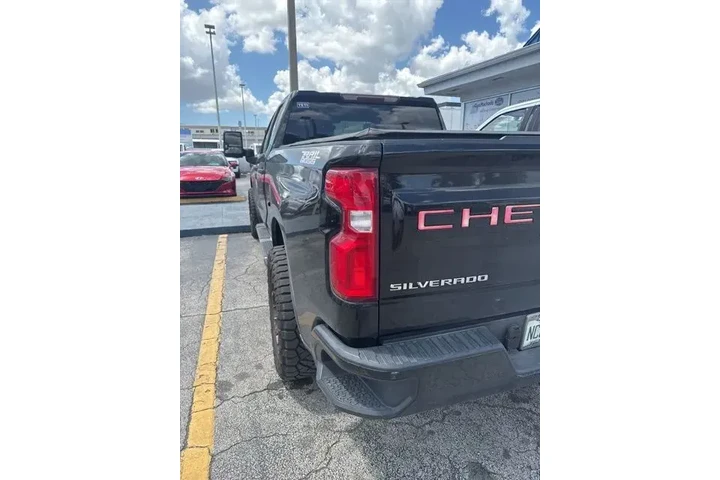 $17990 : Chevrolet Silverado 1500 202 image 8
