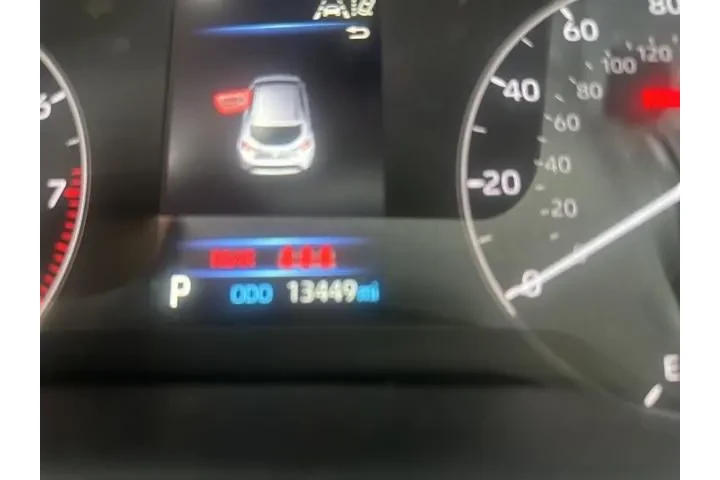 $22500 : Toyota Corolla Hatchback 202 image 6