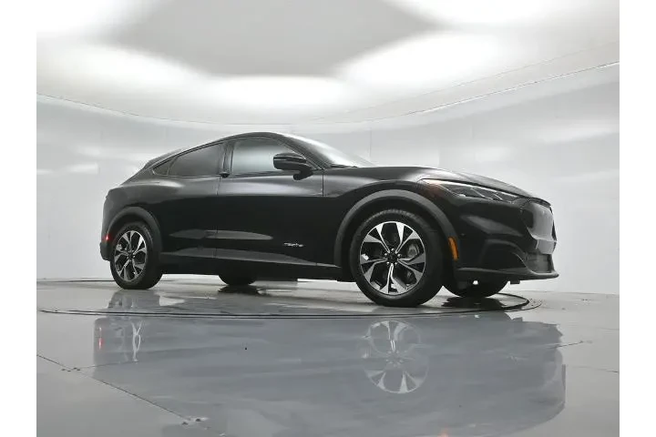 $31827 : Ford Mustang Mach-E 2024 Sel image 3