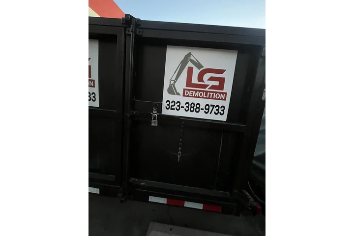 LG Demolition and Hauling image 4