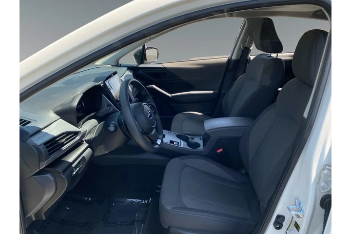 $33866 : Subaru Crosstrek 2025 AWD Pr image 9