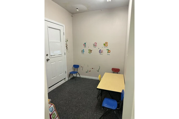 $200000 : Iglesia De Renta image 6