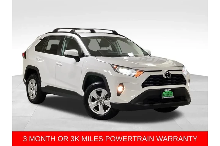 $17988 : 2021 RAV4 XLE image 7