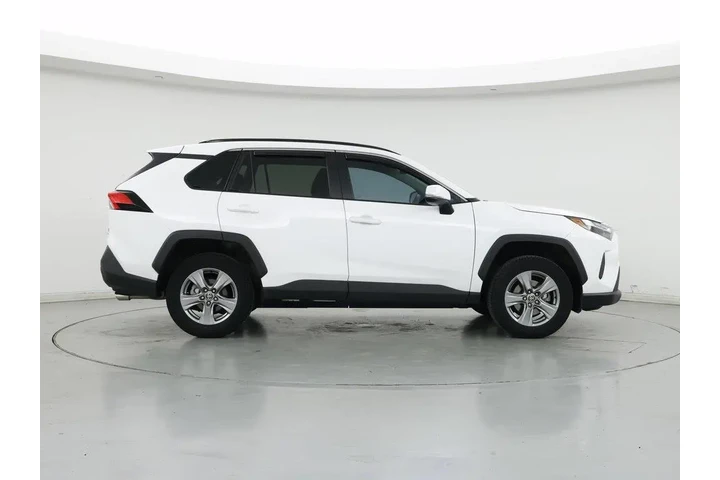 $35998 : Toyota RAV4 2024 AWD XLE 4dr image 7