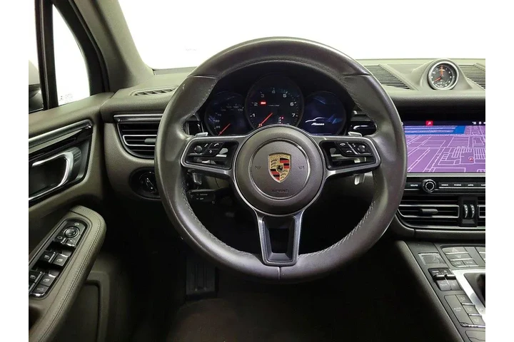 $38998 : Porsche Macan 2021 AWD 4dr S image 10
