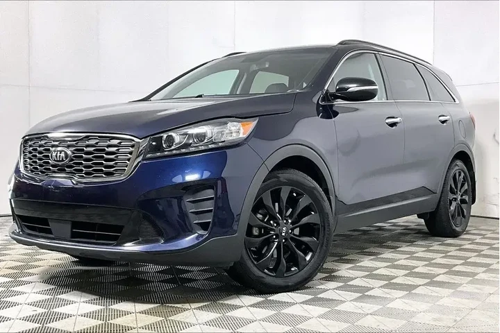 $15091 : Kia Sorento 2020 S V6 4dr SU image 2