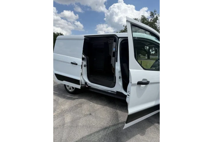 $21990 : 2022 Transit Connect XL image 10