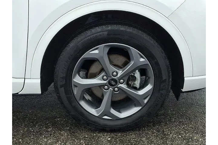 $26861 : Ford Escape 2023 AWD ST-Line image 8