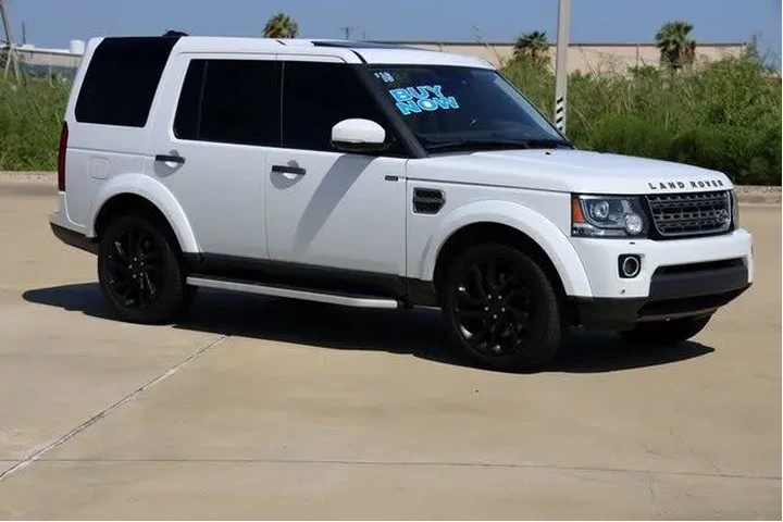 $13724 : Land Rover LR4 2016 AWD HSE image 1