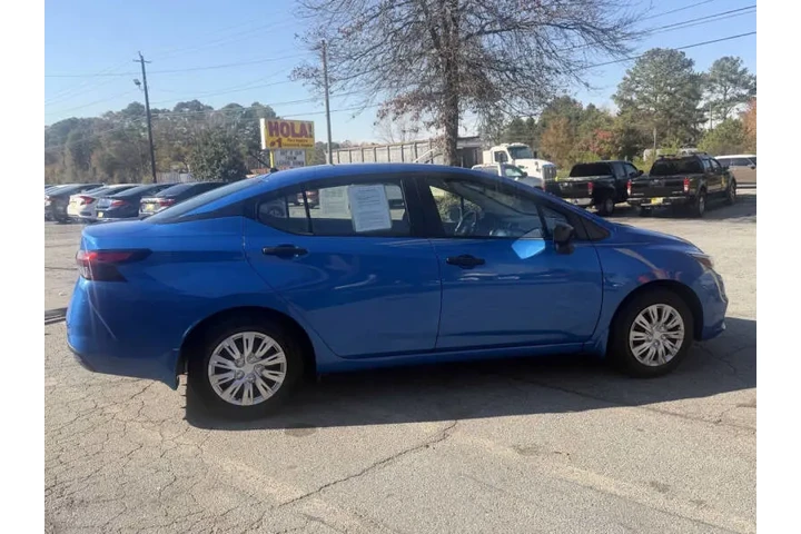 2020 Versa S image 7