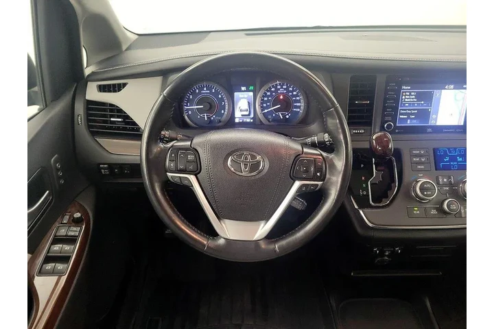 $32998 : Toyota Sienna 2019 AWD XLE 7 image 10