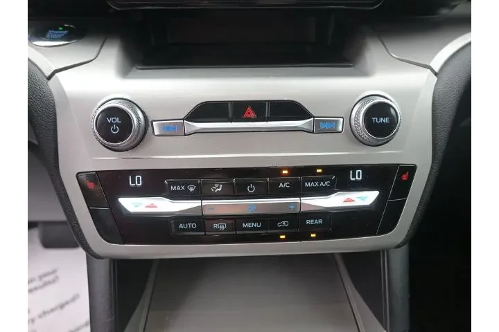 $19891 : Ford Explorer 2021 XLT 4dr S image 3