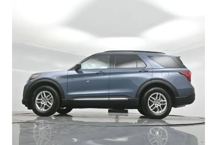 $36238 : Ford Explorer 2025 Active 4d image 8