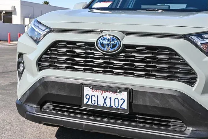 $33788 : Toyota RAV4 Hybrid 2023 AWD image 5
