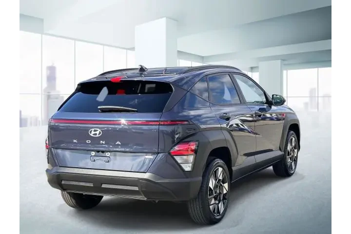 $22899 : Hyundai KONA 2024 AWD SEL 4d image 4