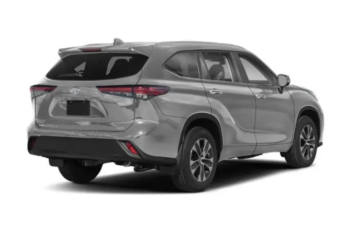 $37332 : Toyota Highlander 2024 AWD X image 3