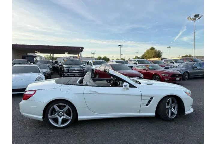 $31289 : Mercedes-Benz SL-Class 2014 image 8