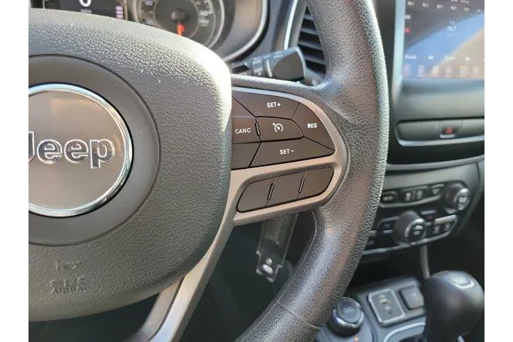$15000 : Jeep Cherokee 2019 4x4 Latit image 7