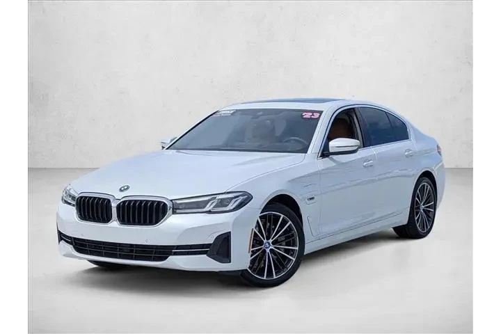 $32084 : BMW 5 Series 2023 530e 4dr S image 1