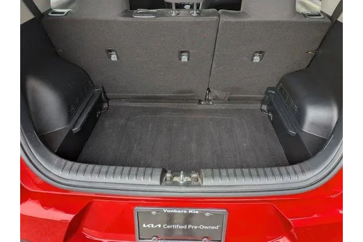 $17595 : Kia Soul 2023 S 4dr Crossove image 8